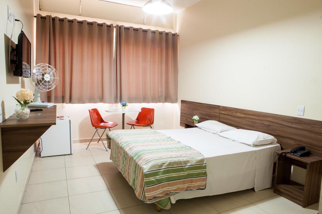 Domus Hotel Сао Паоло Стая снимка